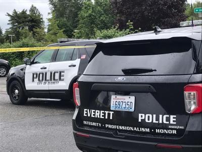 Shooting leaves one in critical condition in Everett.